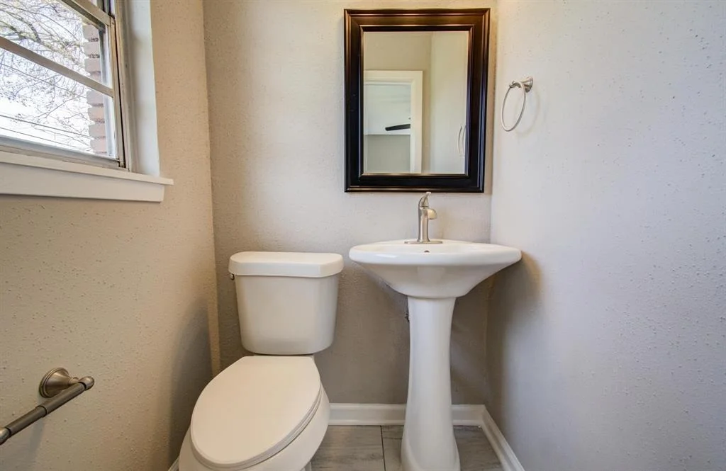 Photo of 2104 Dorothy Street