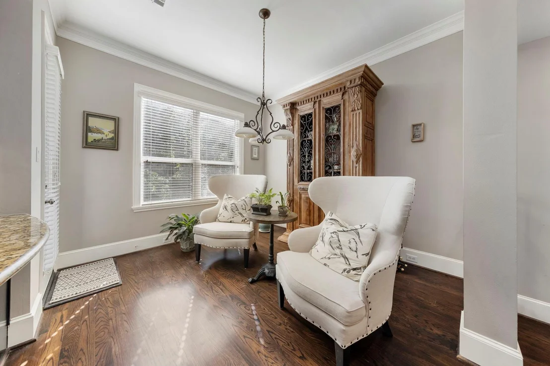 Photo of 75 Colonial Row Drive
