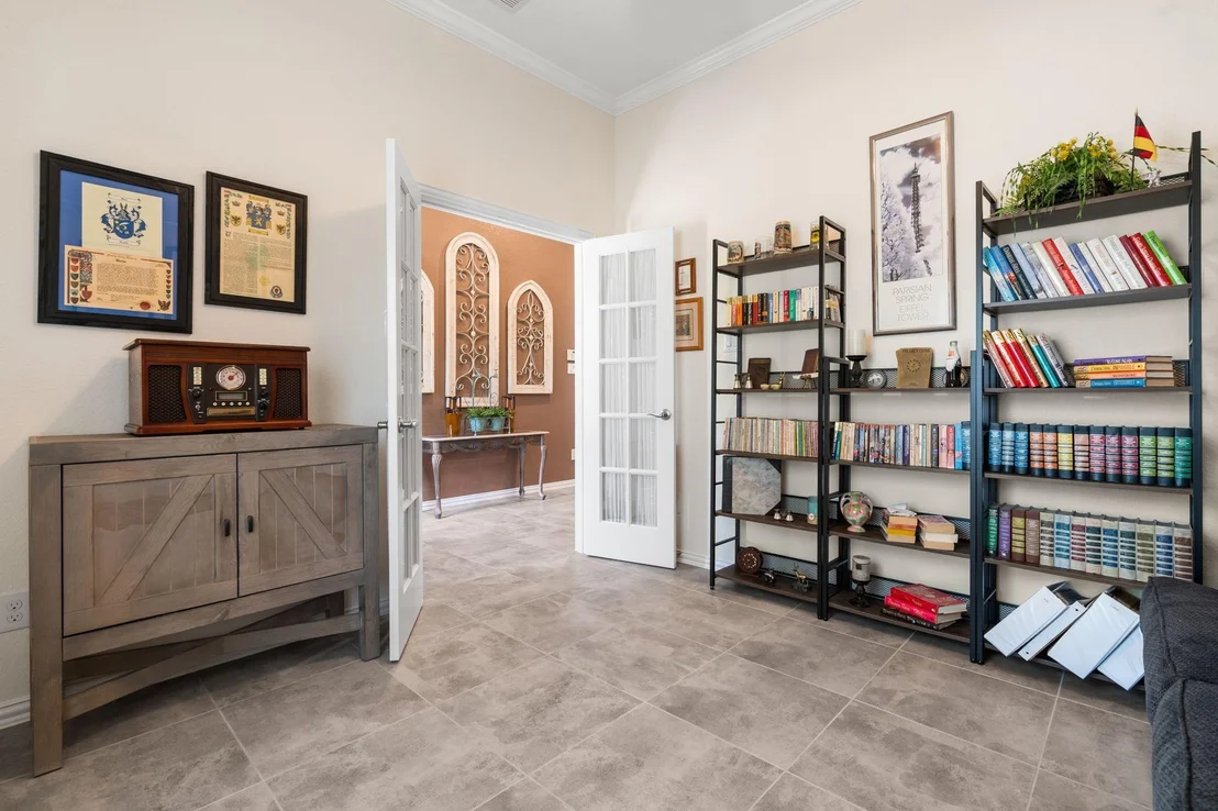 Photo of 2204 Golden Laurel Drive