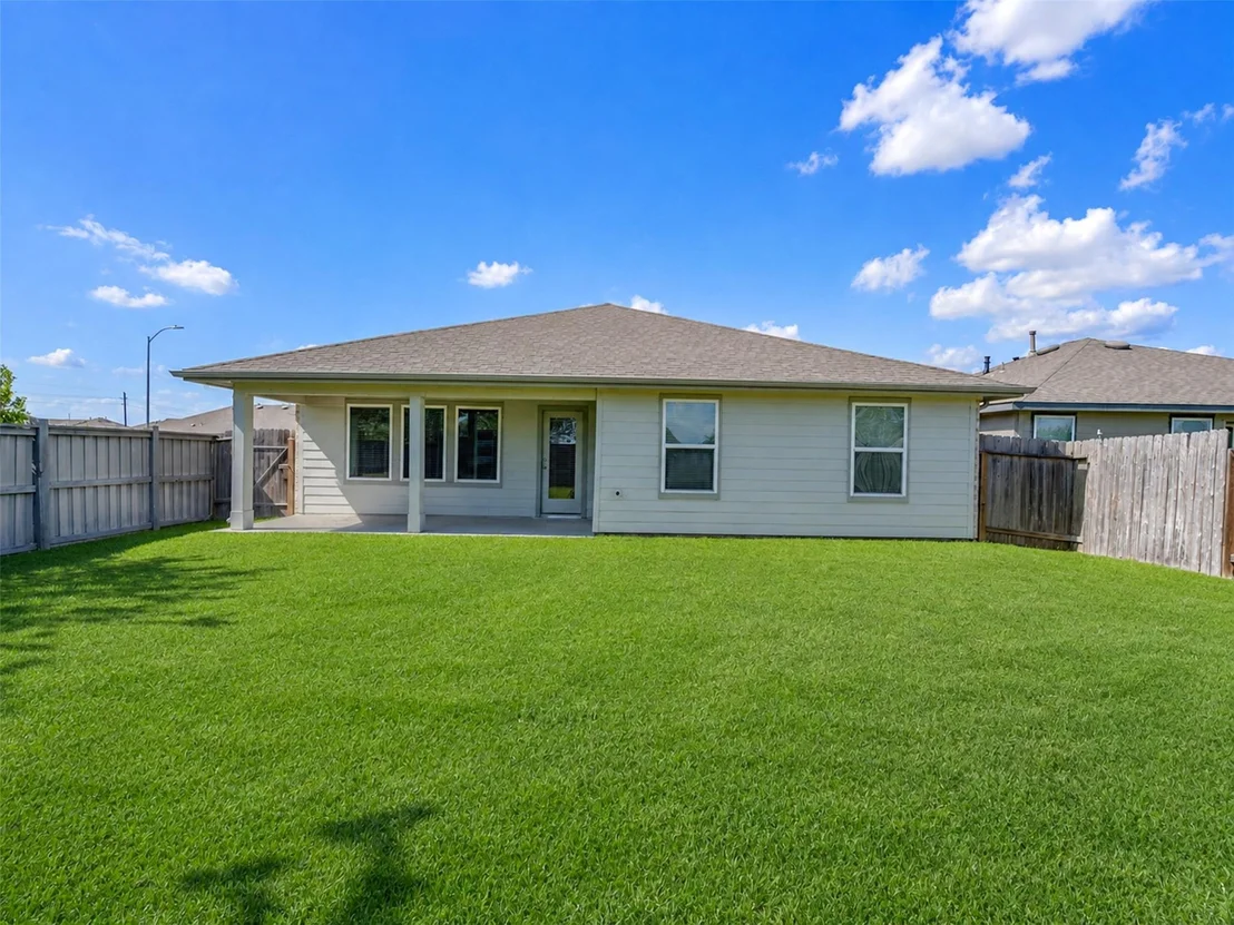 Photo of 818 Betsy Hill Drive