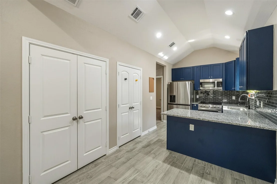 Photo of 14990 Indian Hill Trail