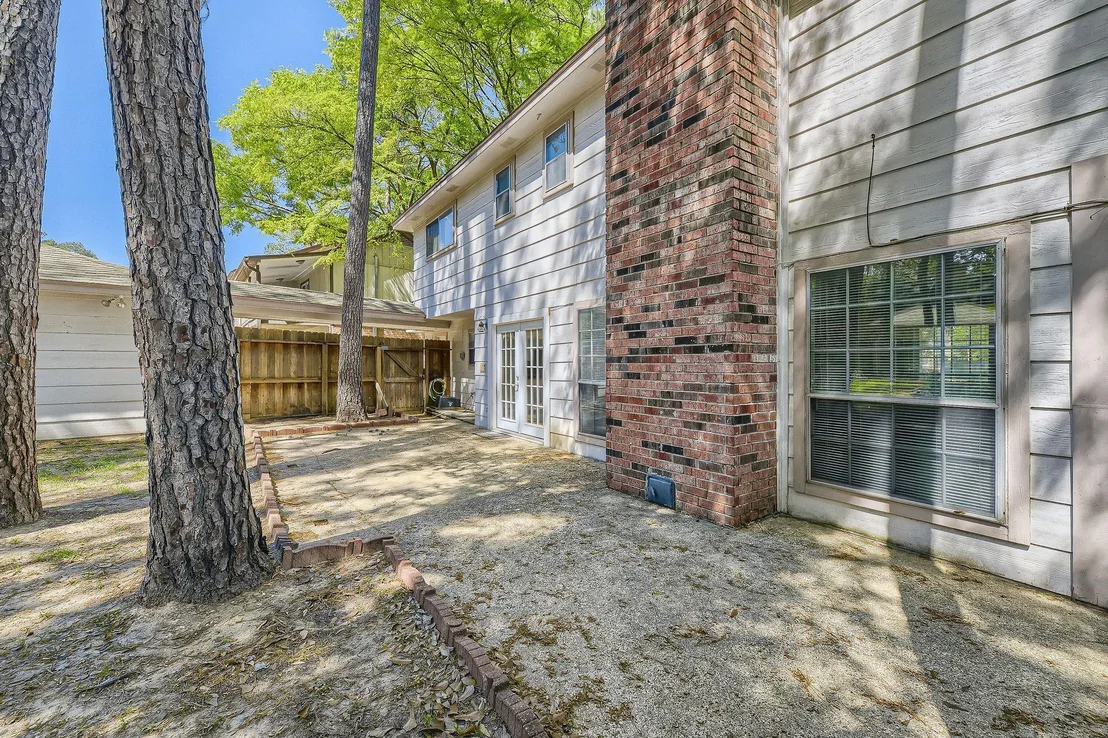 Photo of 19527 Enchanted Oaks Drive