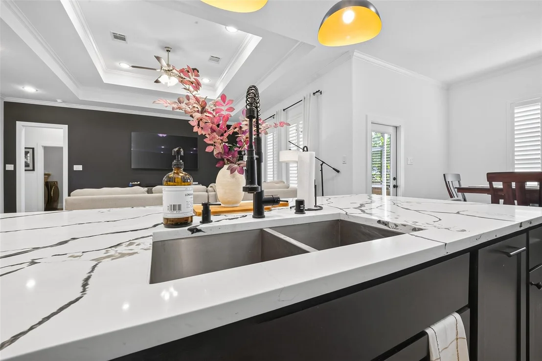 Photo of 10372 Fairview Drive