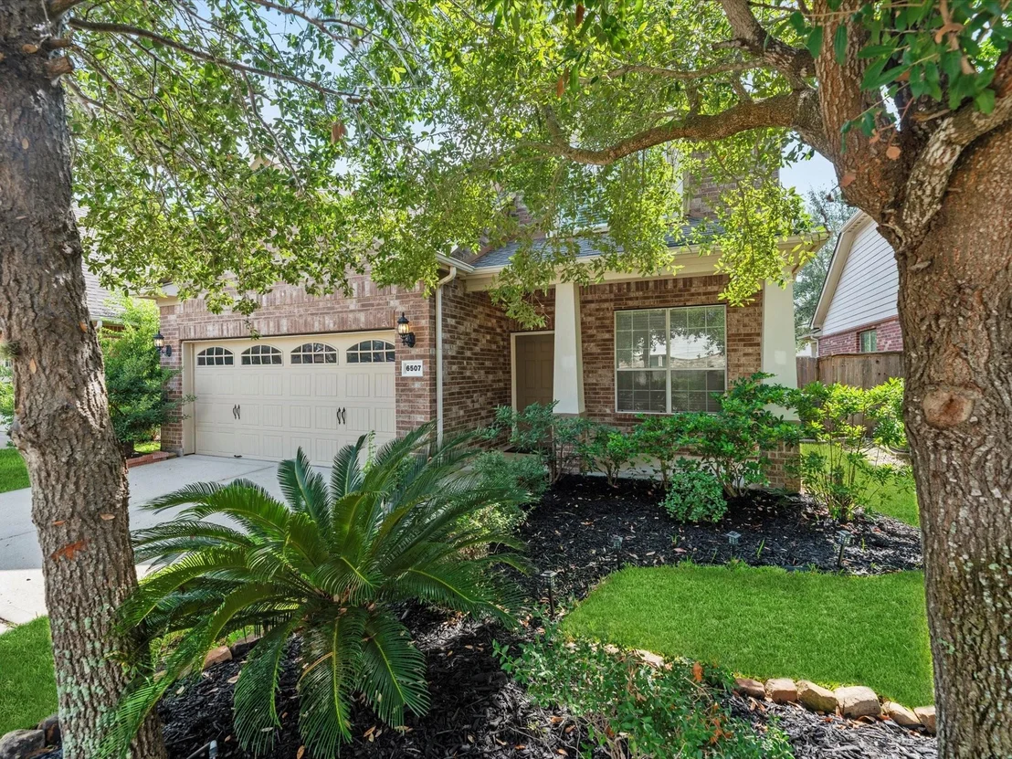 Photo of 6507 Evanmill Lane