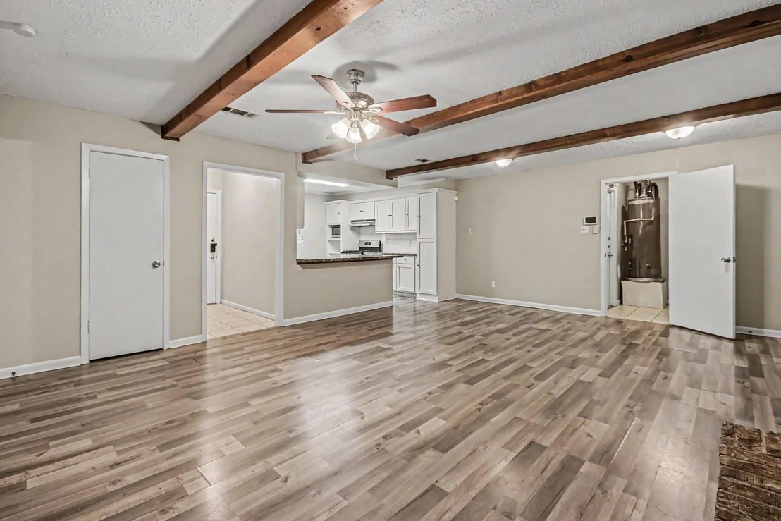 Photo of 1917 Coupland Drive
