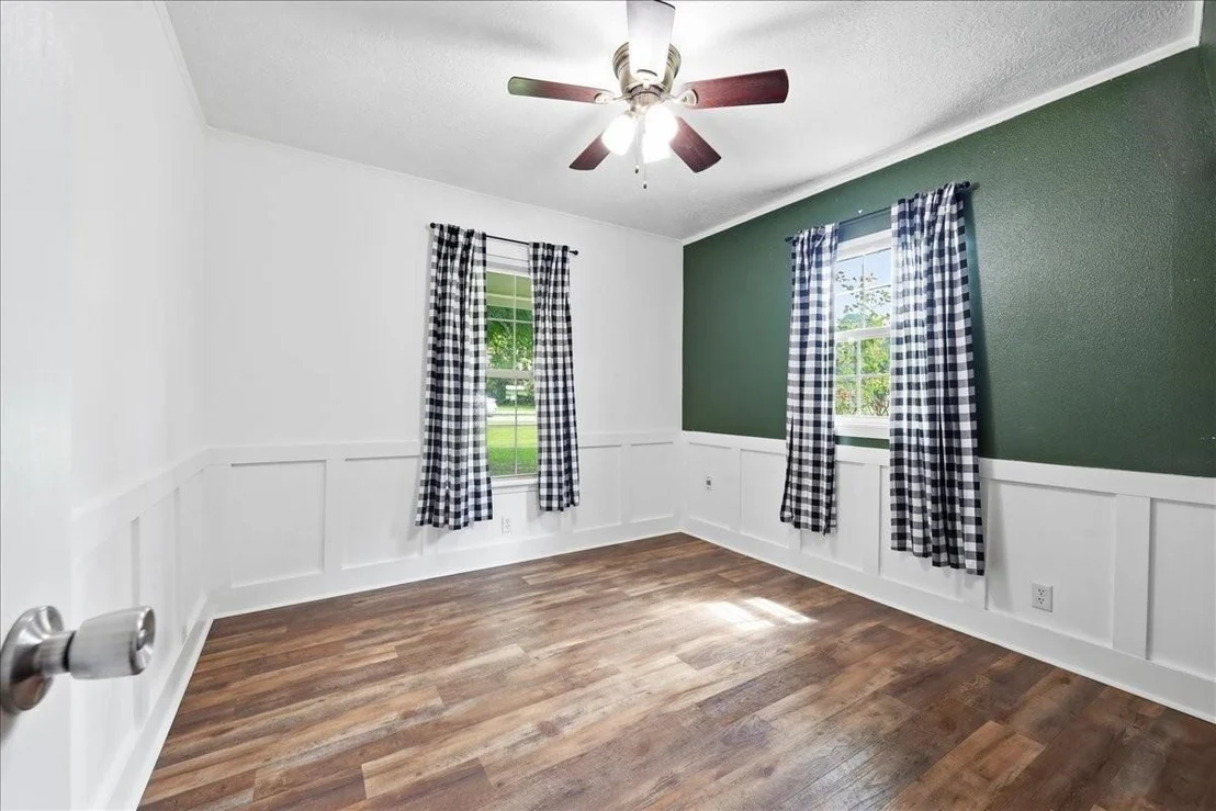 Photo of 407 Cypress Avenue