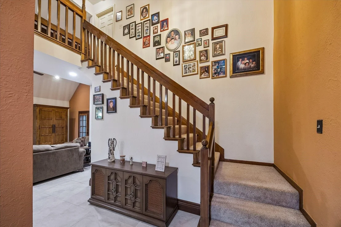 Photo of 608 Westview Terrace Drive