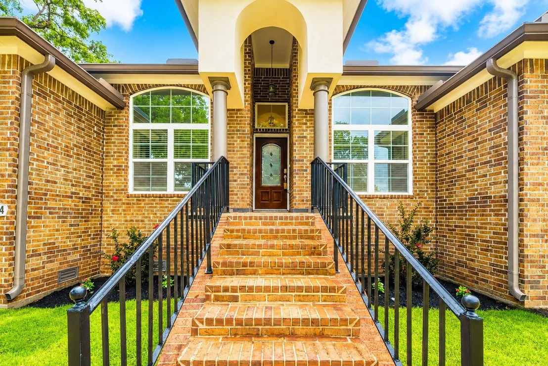 Photo of 7214 Deep Forest Drive