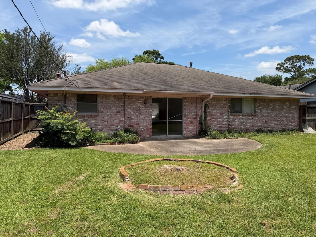 Photo of 5607 Viking Drive