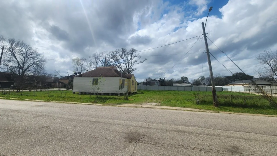 Photo of 5802 Brookfield Drive