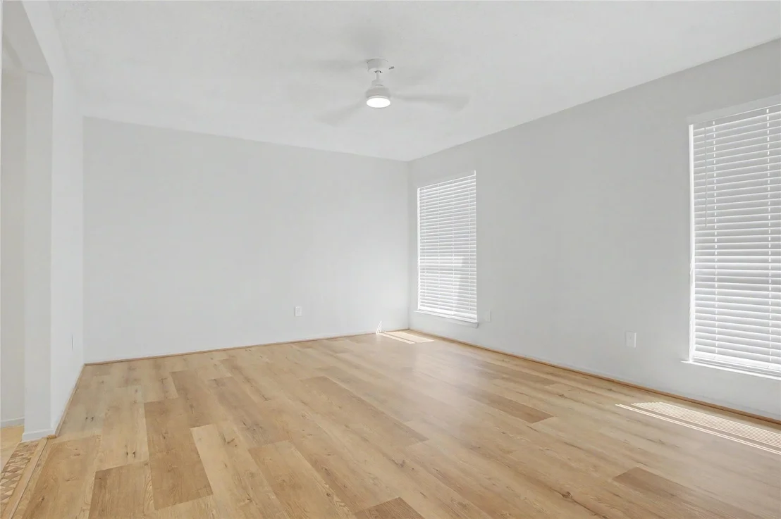 Photo of 9423 Bollingbrook Drive
