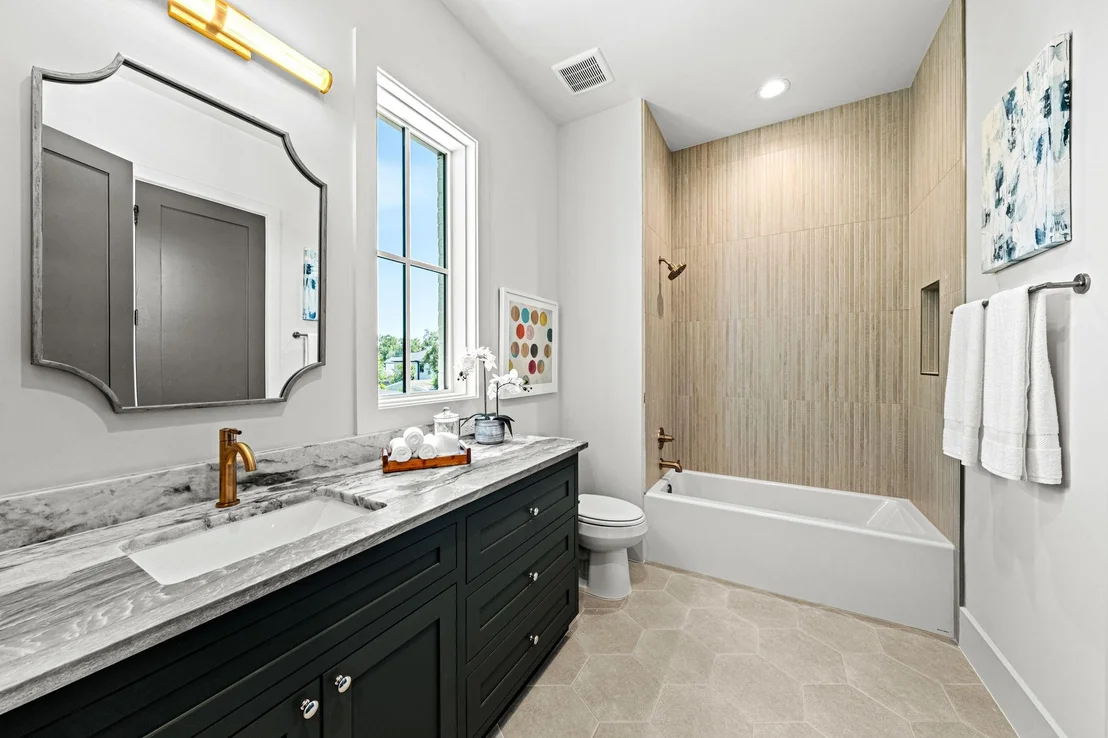 Photo of 1414 Chamboard Lane