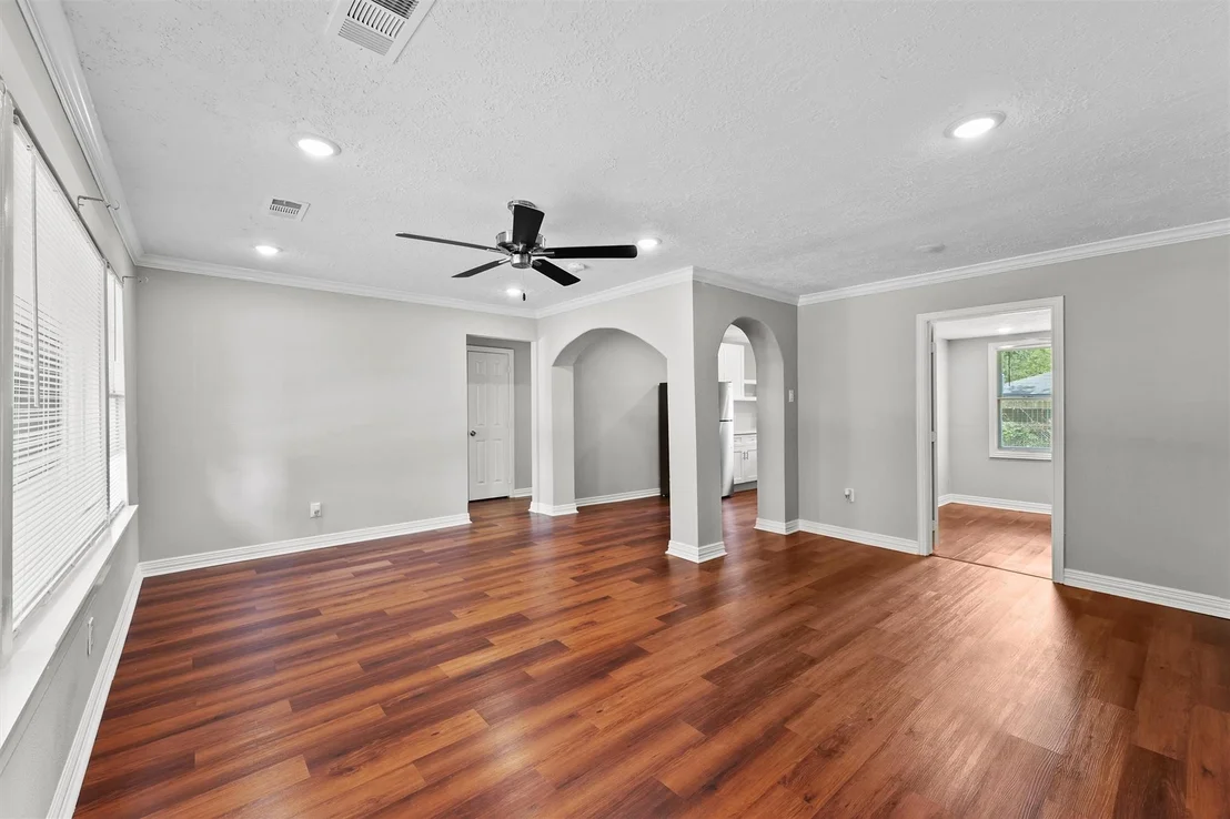 Photo of 2314 Thomas Avenue