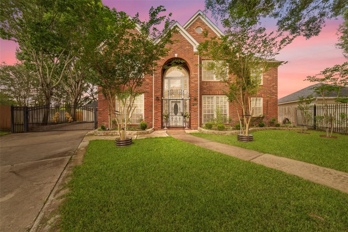Photo of 3430 Shadowwalk Drive