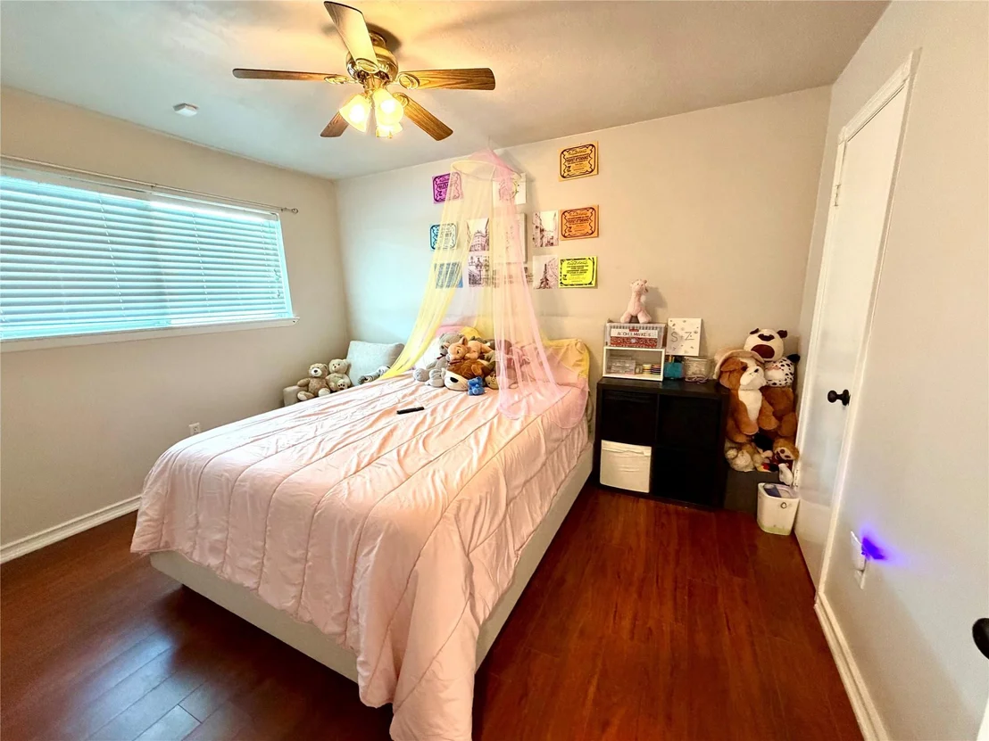 Photo of 22306 Acorn Valley Drive