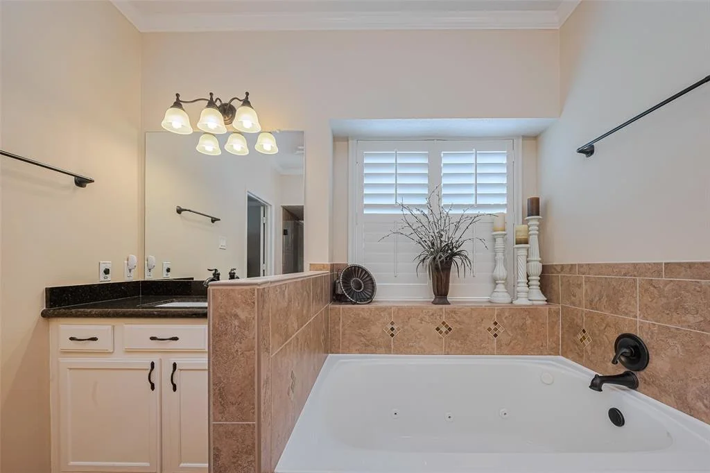 Photo of 11203 Chestnut Woods Trail
