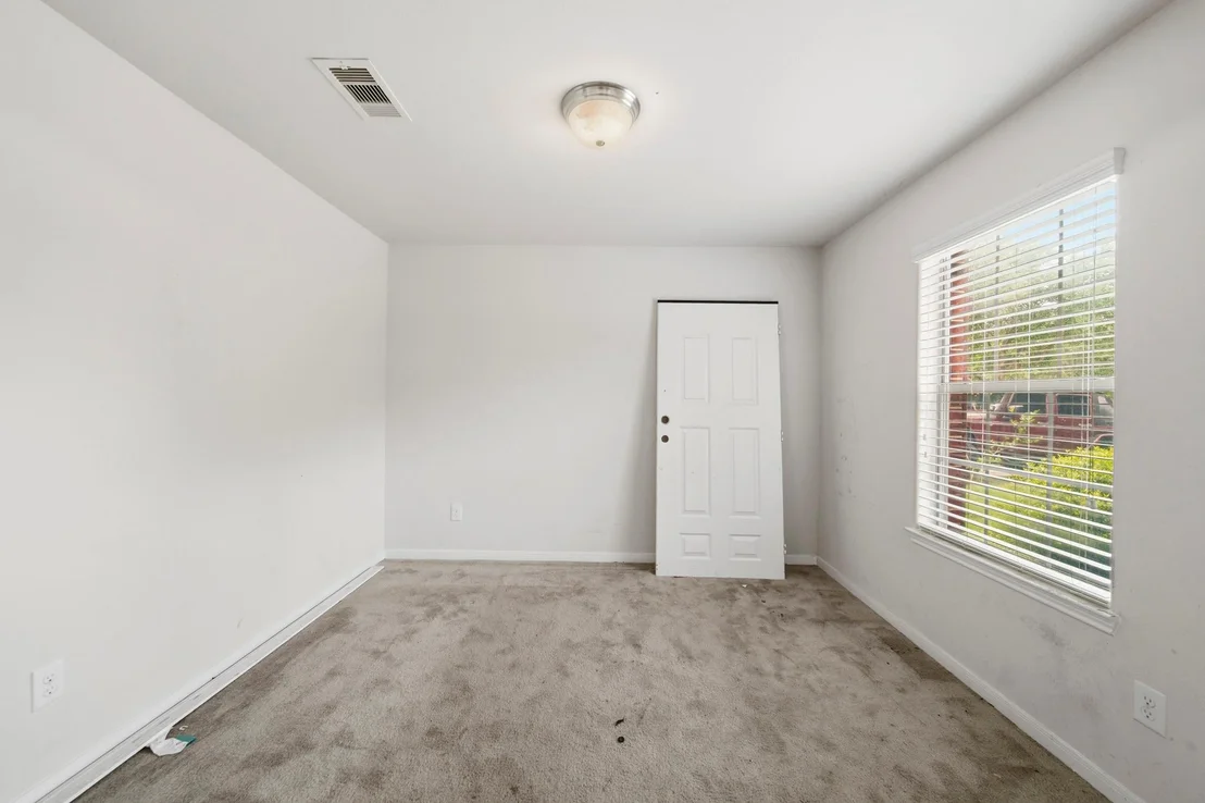 Photo of 1115 Honeysuckle Vine Drive