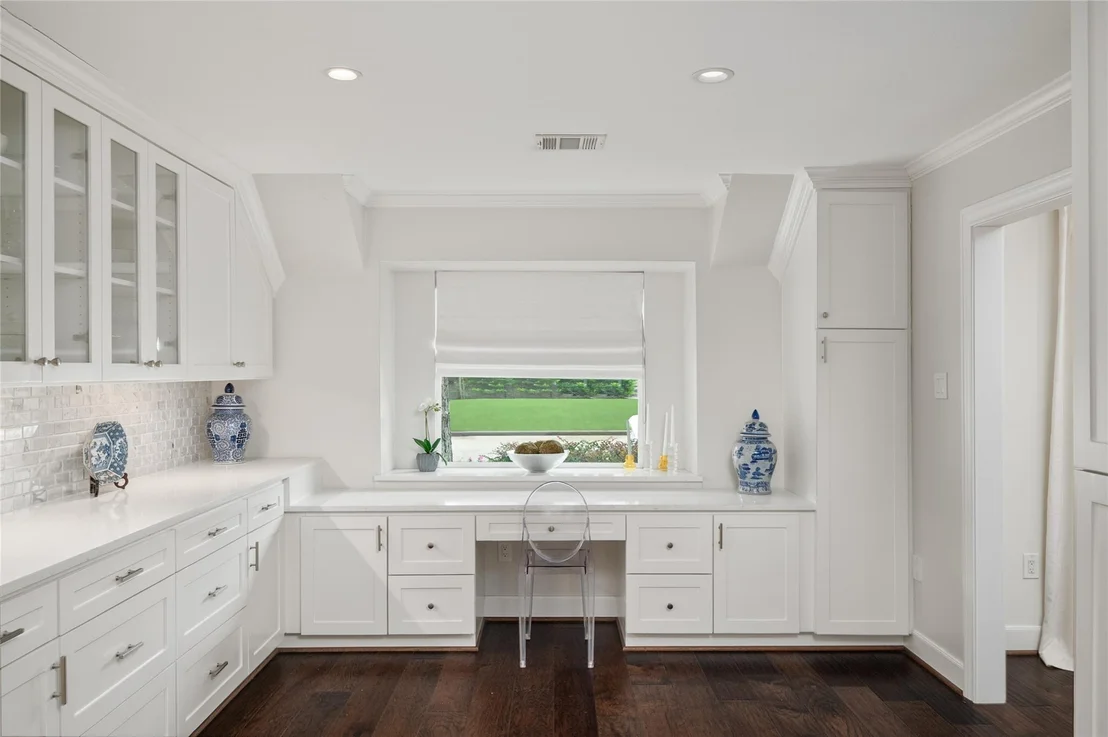 Photo of 14511 Oak Bend Drive
