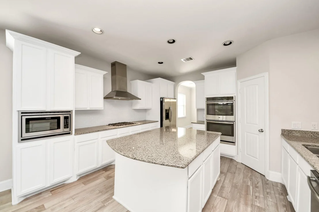 Photo of 143 W Wading Pond Circle