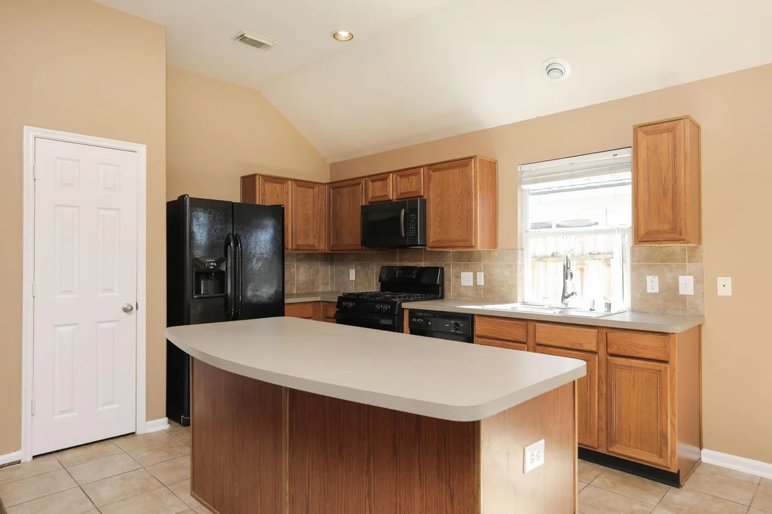 Photo of 21807 Saragosa Pond Lane