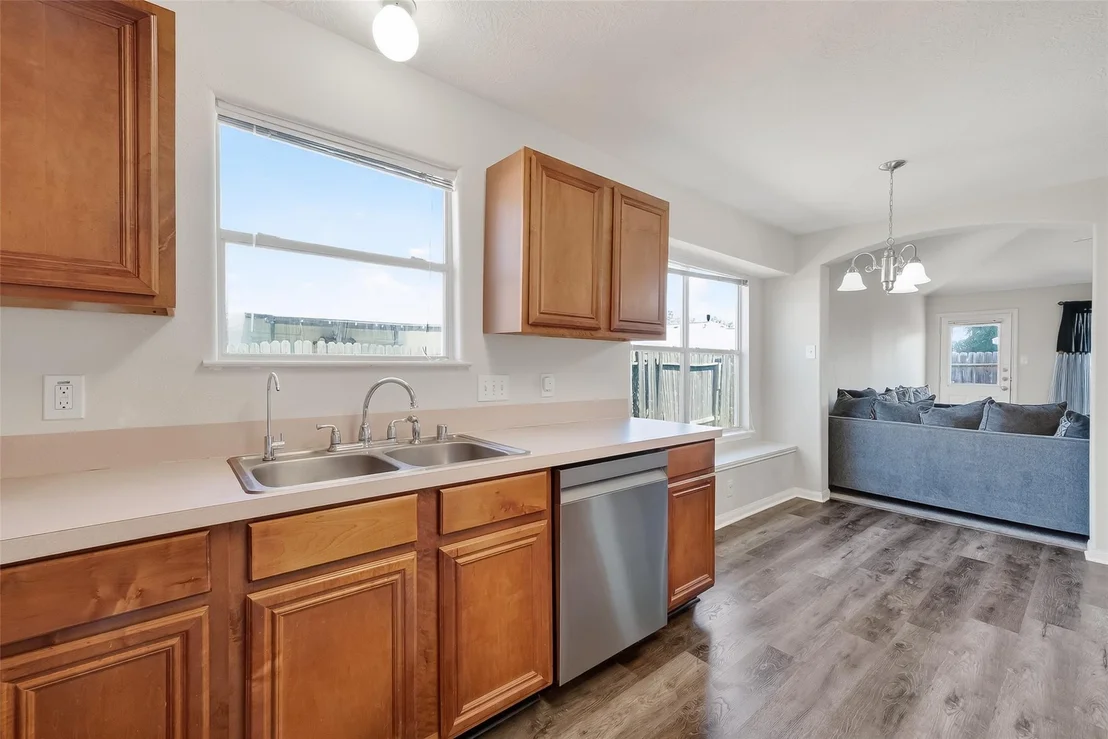 Photo of 6030 Moscone Court