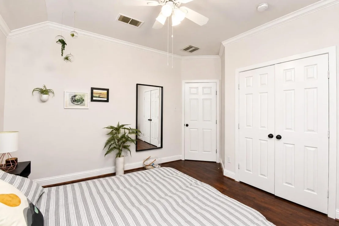 Photo of 5615 Edgewood Place Drive