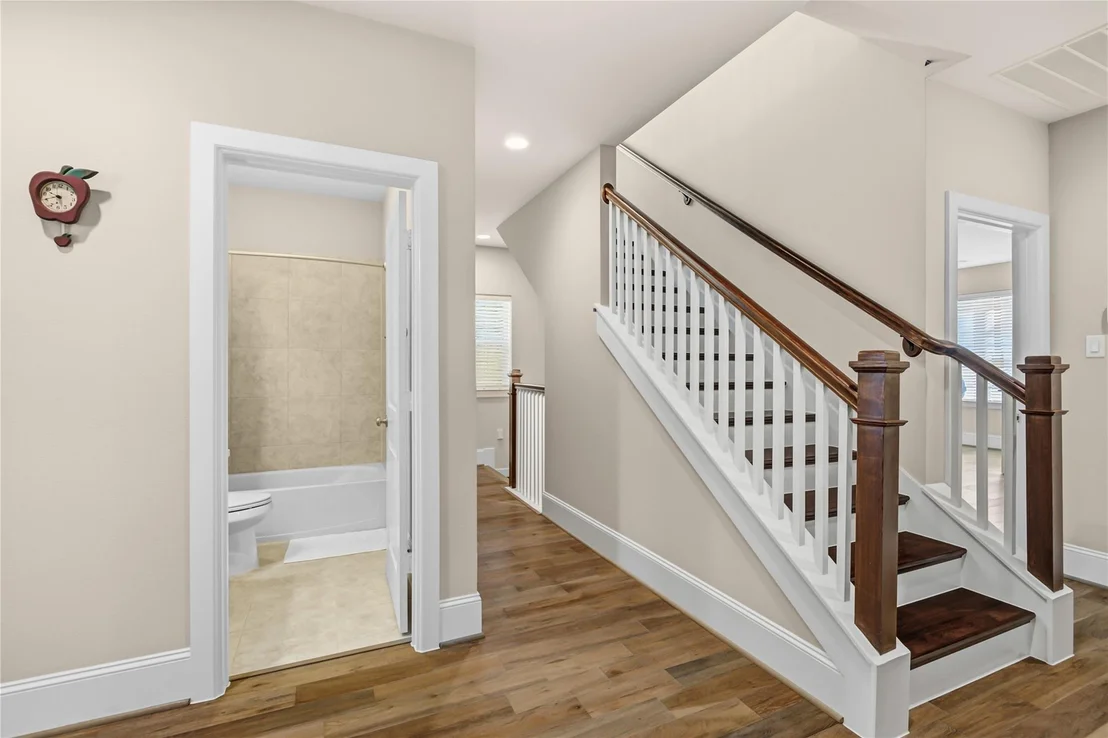 Photo of 1415 Devonshire Manor Lane