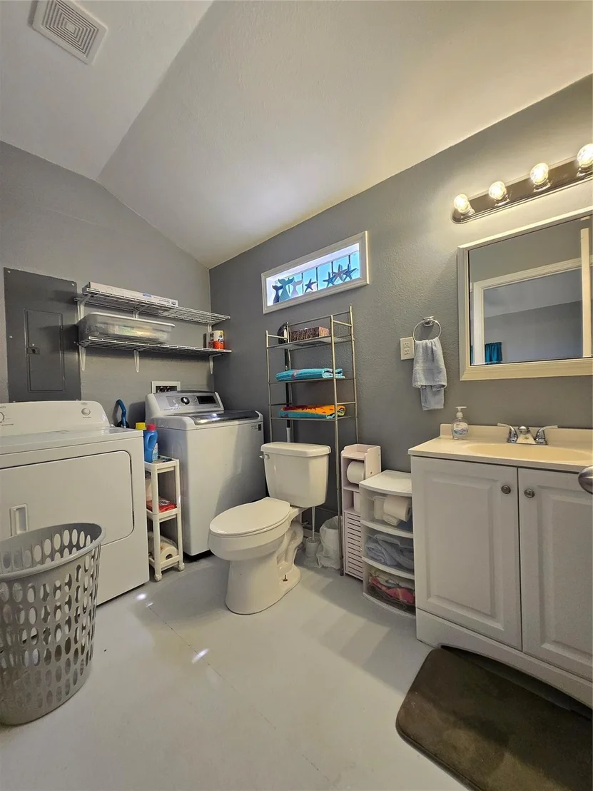 Photo of 167 Piranha Drive