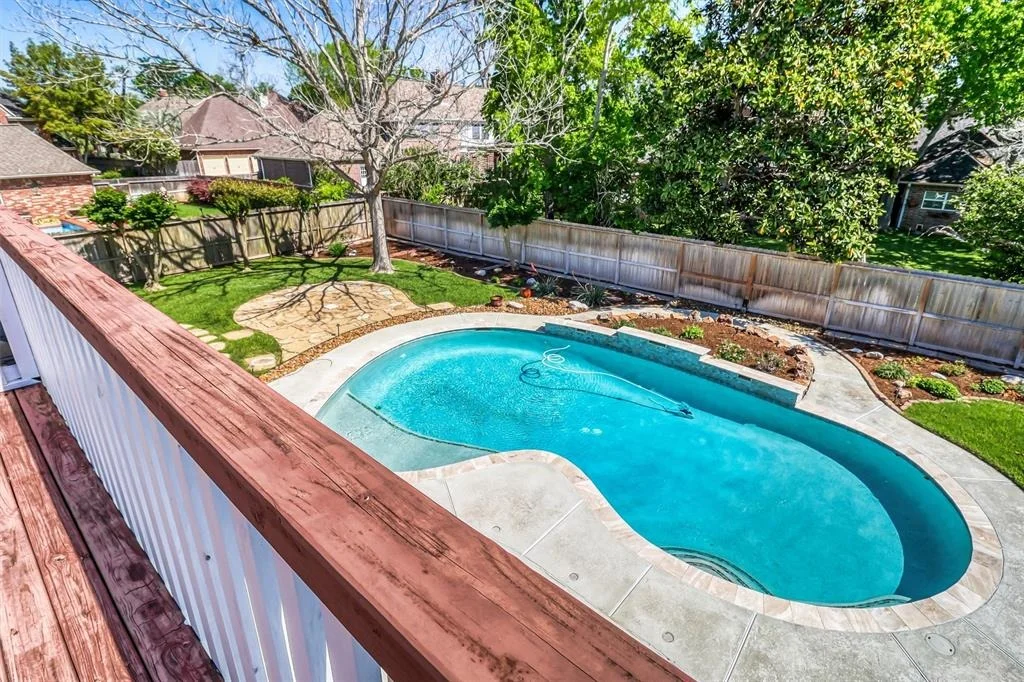 Photo of 2114 Summerland Drive N