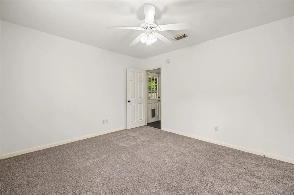 Photo of 523 Pinewood Drive