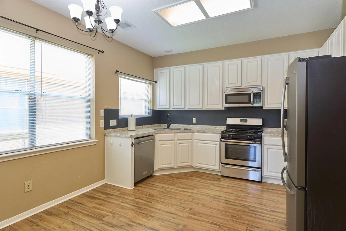 Photo of 2922 Veva Drive