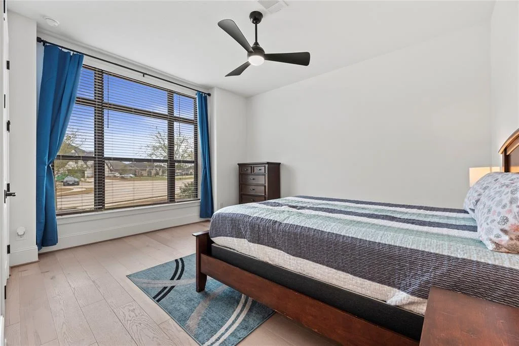 Photo of 7630 Redwoods Forest Drive