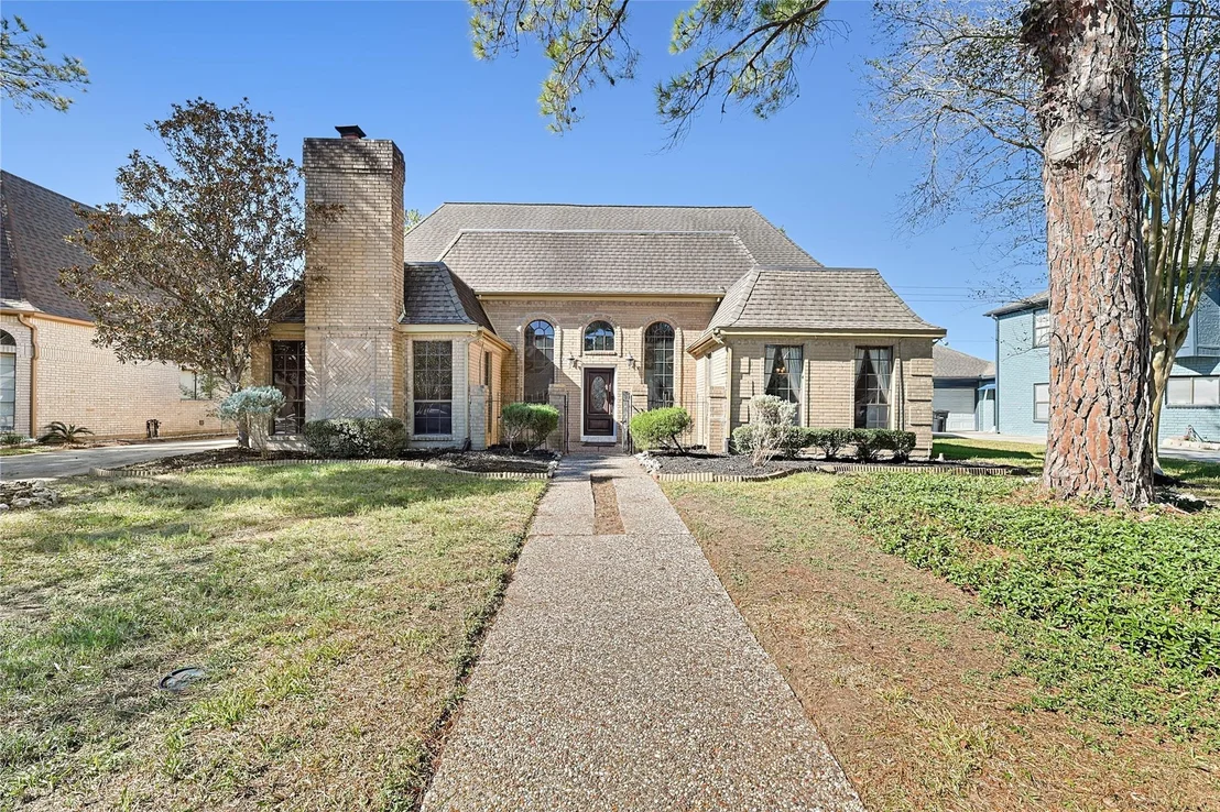 Photo of 7331 Athlone Drive