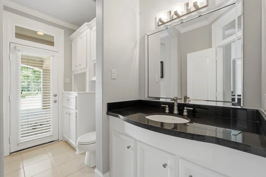 Photo of 7611 Kings River Lane