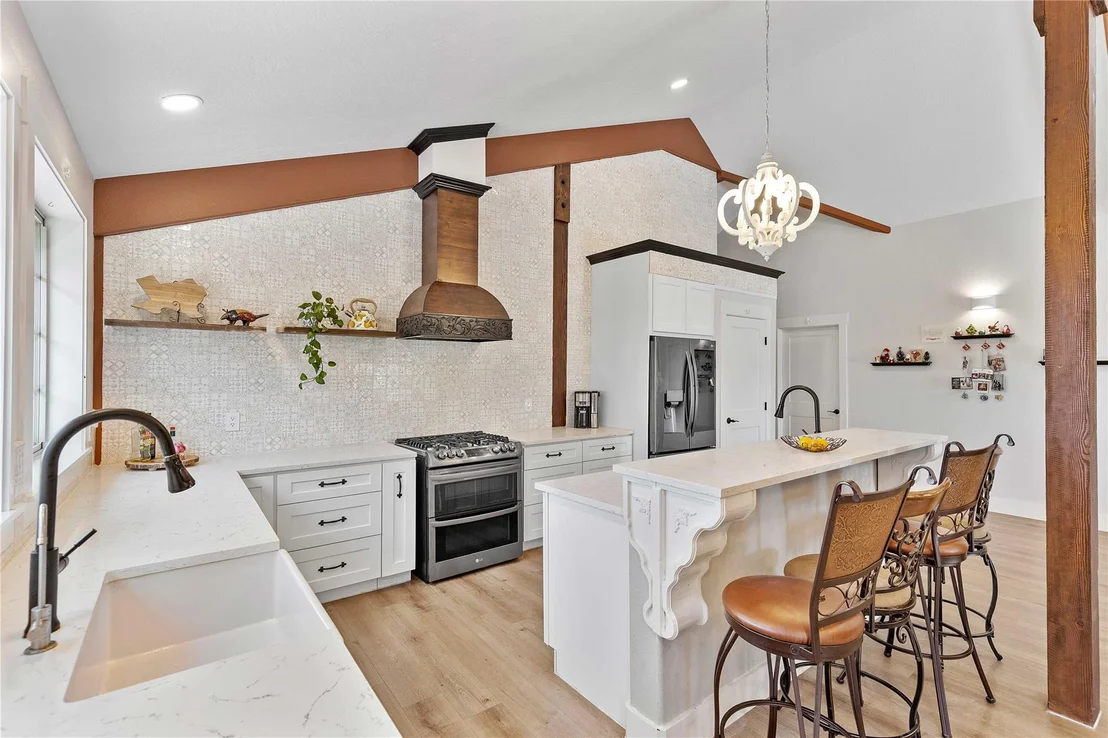 Photo of 6641 S Eagle Road