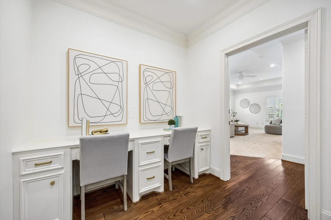 Photo of 1235 Thornton Road