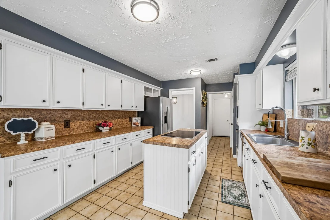 Photo of 15119 Willow Branch Drive