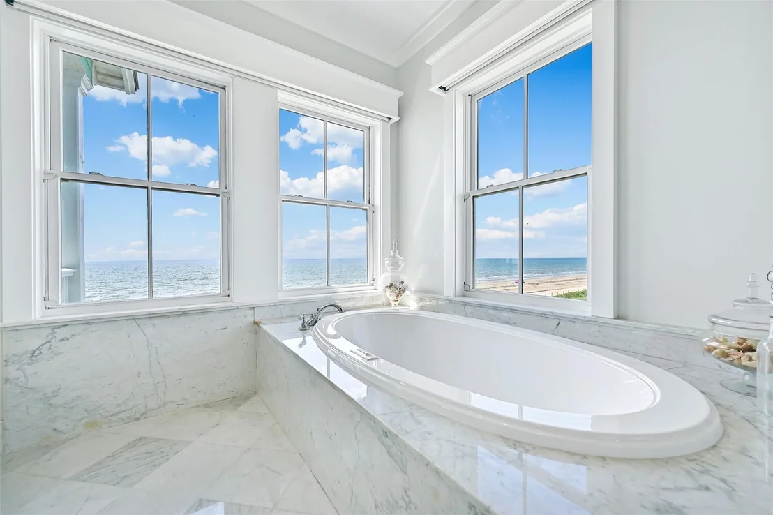 Photo of 11511 Beachside