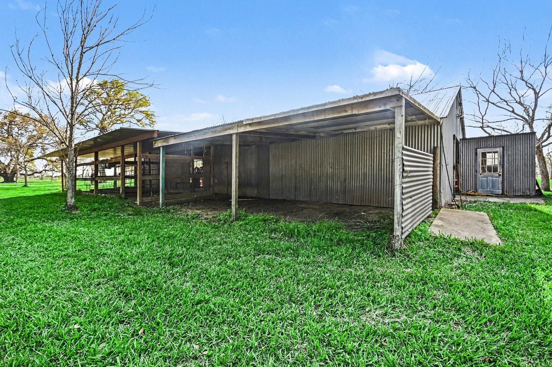 Photo of 21503 Pecan Bend Road