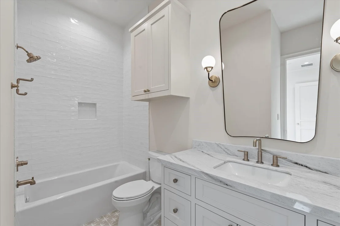 Photo of 4255 S Judson