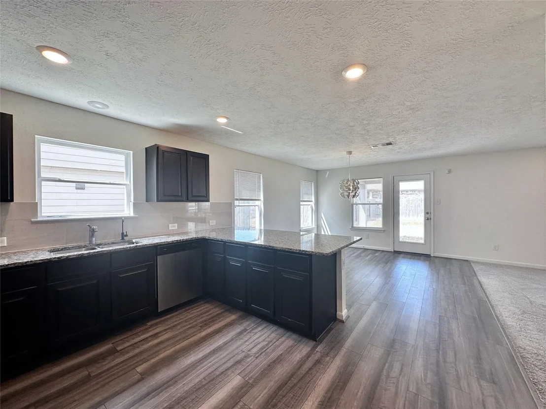Photo of 5510 Eagle Sky Boulevard