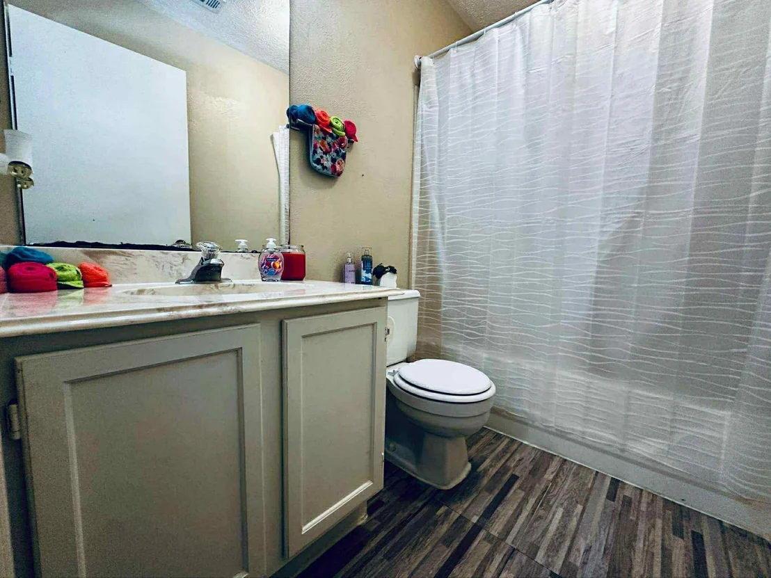 Photo of 78 W High Oaks Circle