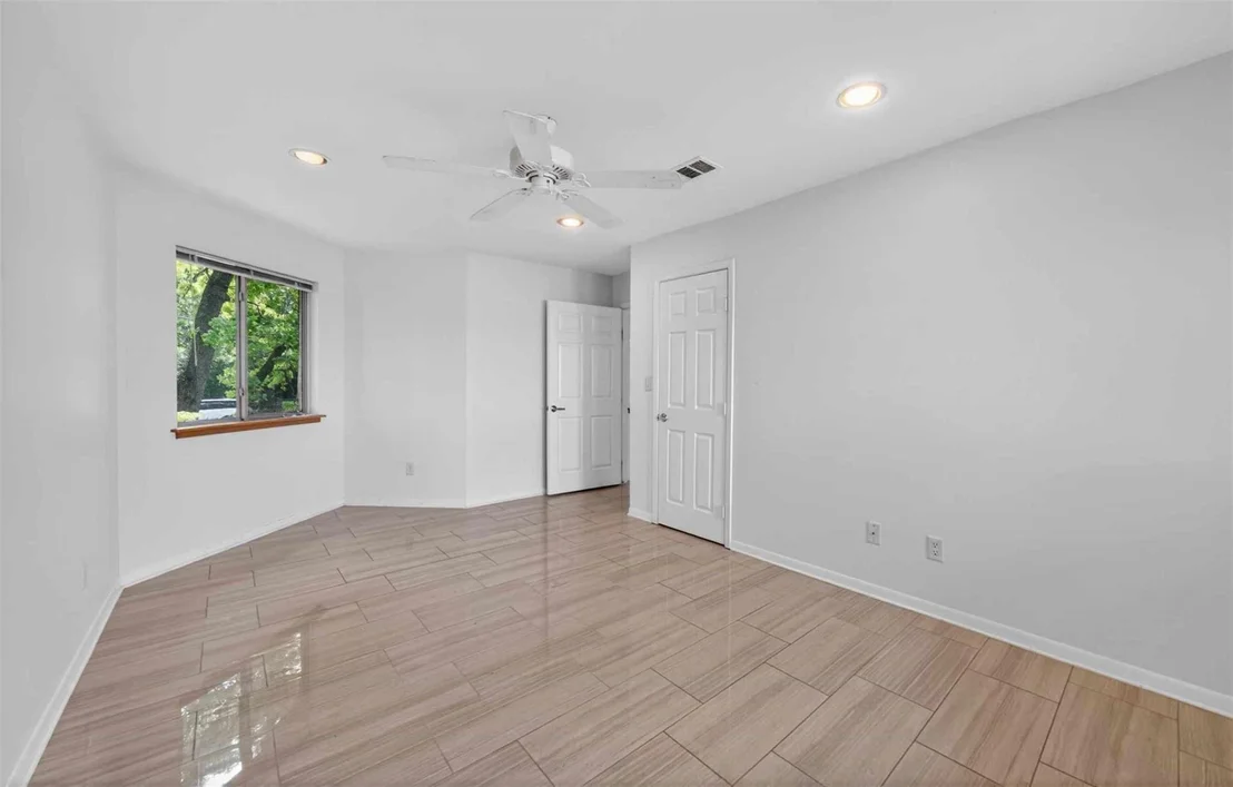 Photo of 20998 Kiva Circle