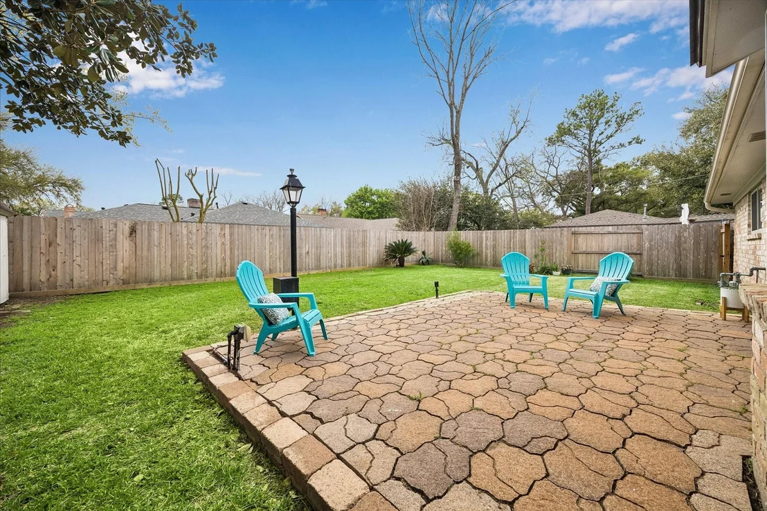 Photo of 9707 Lawngate Drive