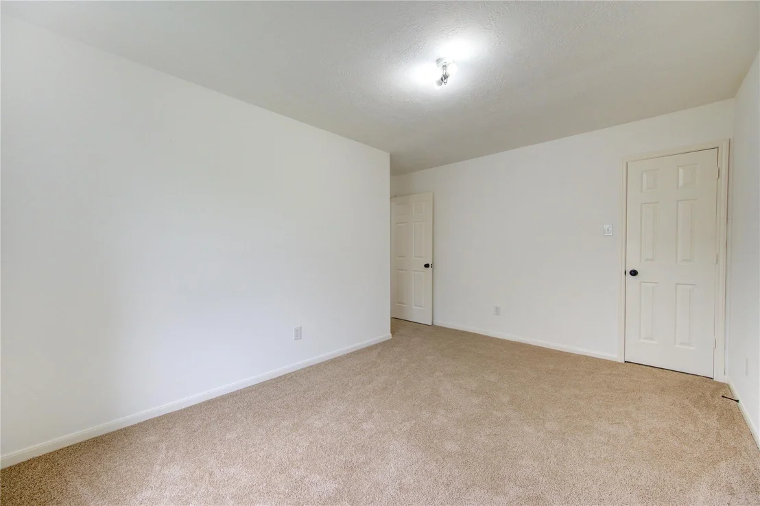 Photo of 20403 Misty Cove Drive