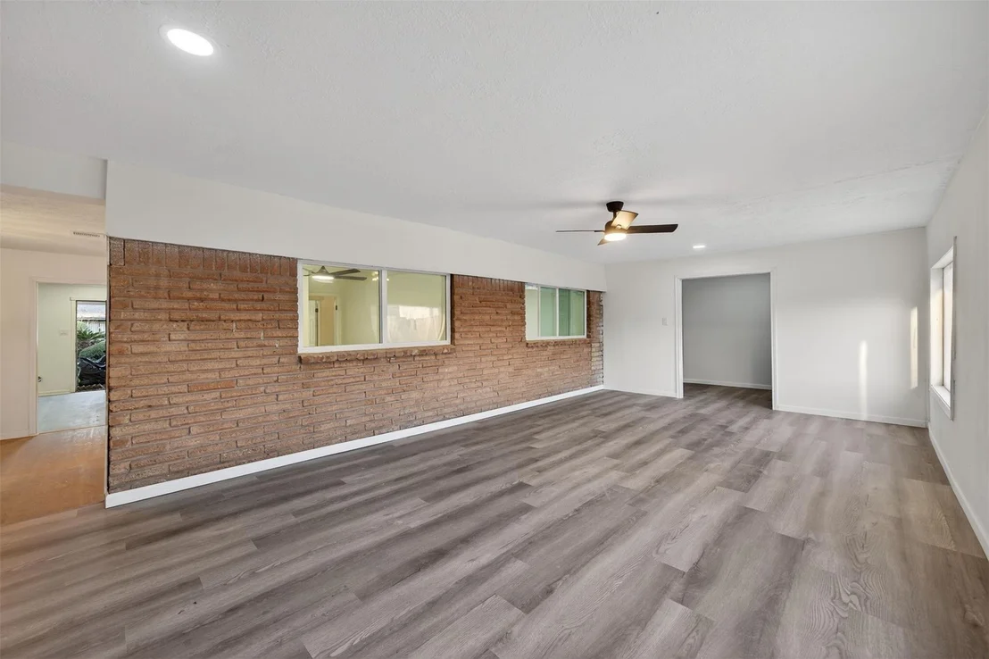 Photo of 4119 Ebbtide Drive