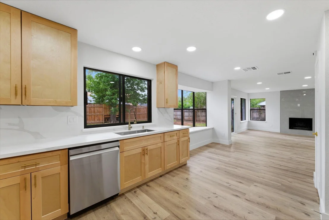 Photo of 4710 Whispering Falls Drive