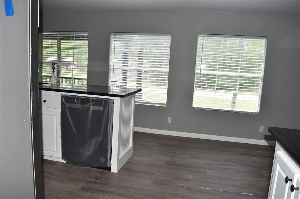 Photo of 25 Wood Glen