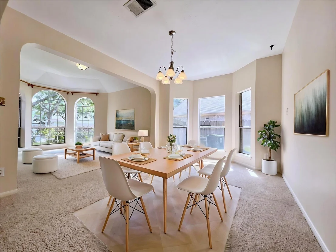 Photo of 4723 Silverlake Drive