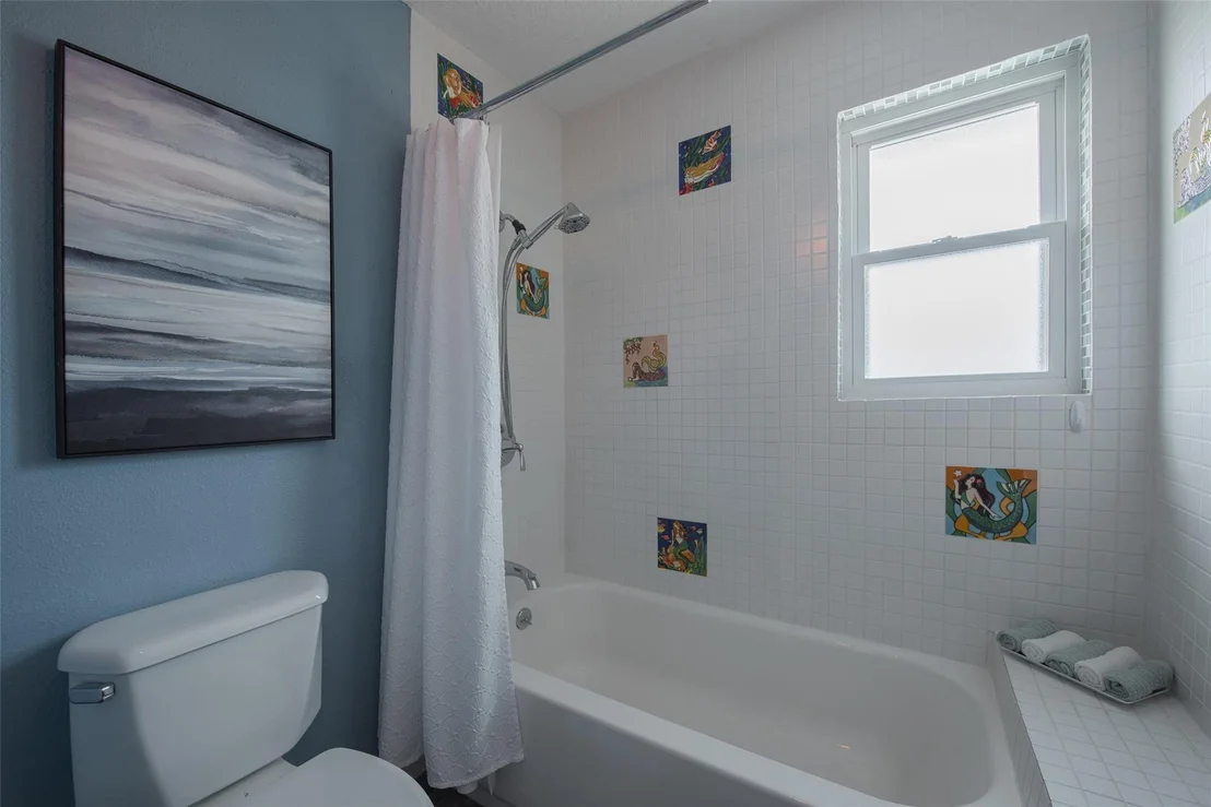Photo of 207 Easterly Drive